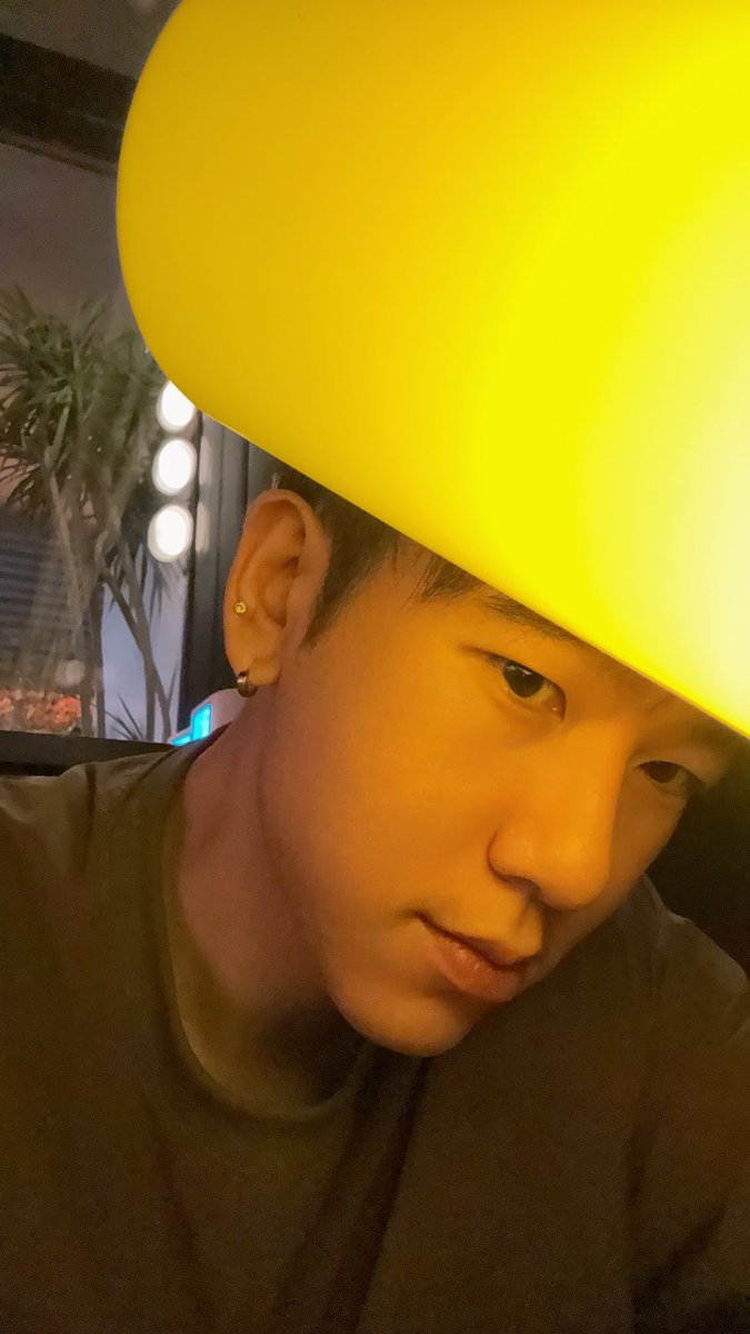 Qtalks's tweet photo. 一个人久了 会不会就习惯了 https://t.co/KfO4PpsluW