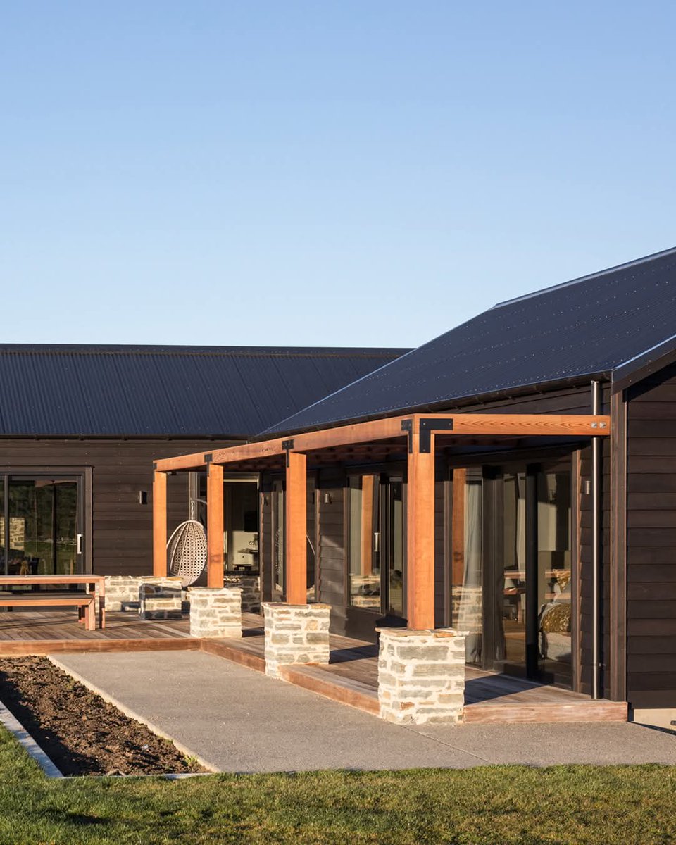 samiefrank's tweet photo. New Zealand house design inspiration 🌿💚 https://t.co/diMuREzHJq