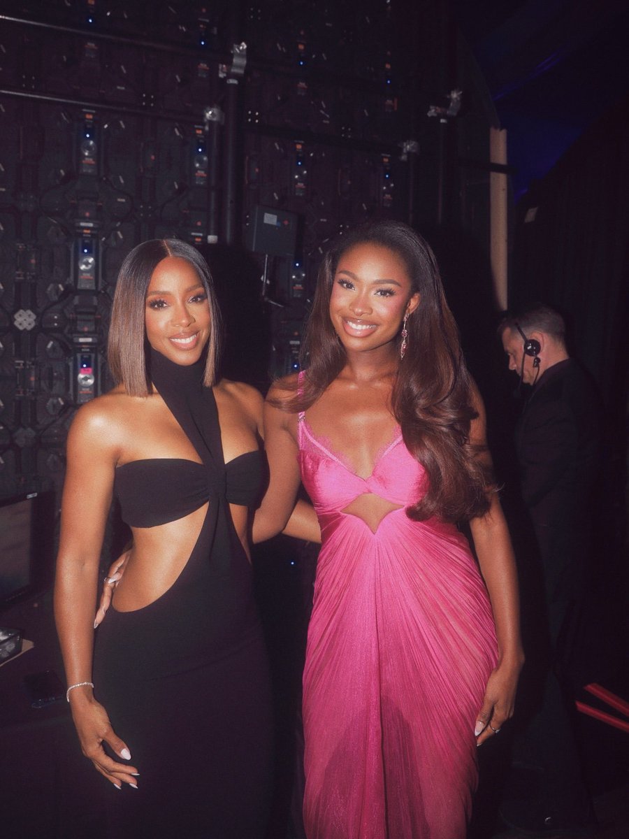 IG: @darkskinwomen.backup tweet media
