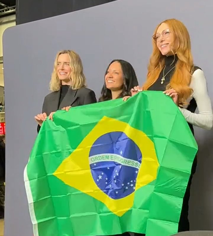 nat, filha de vauseman tweet media