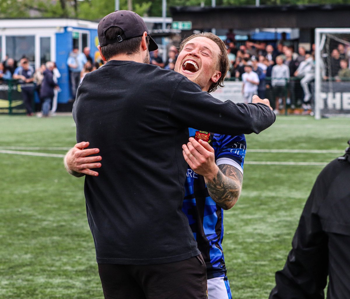 Avro FC tweet media