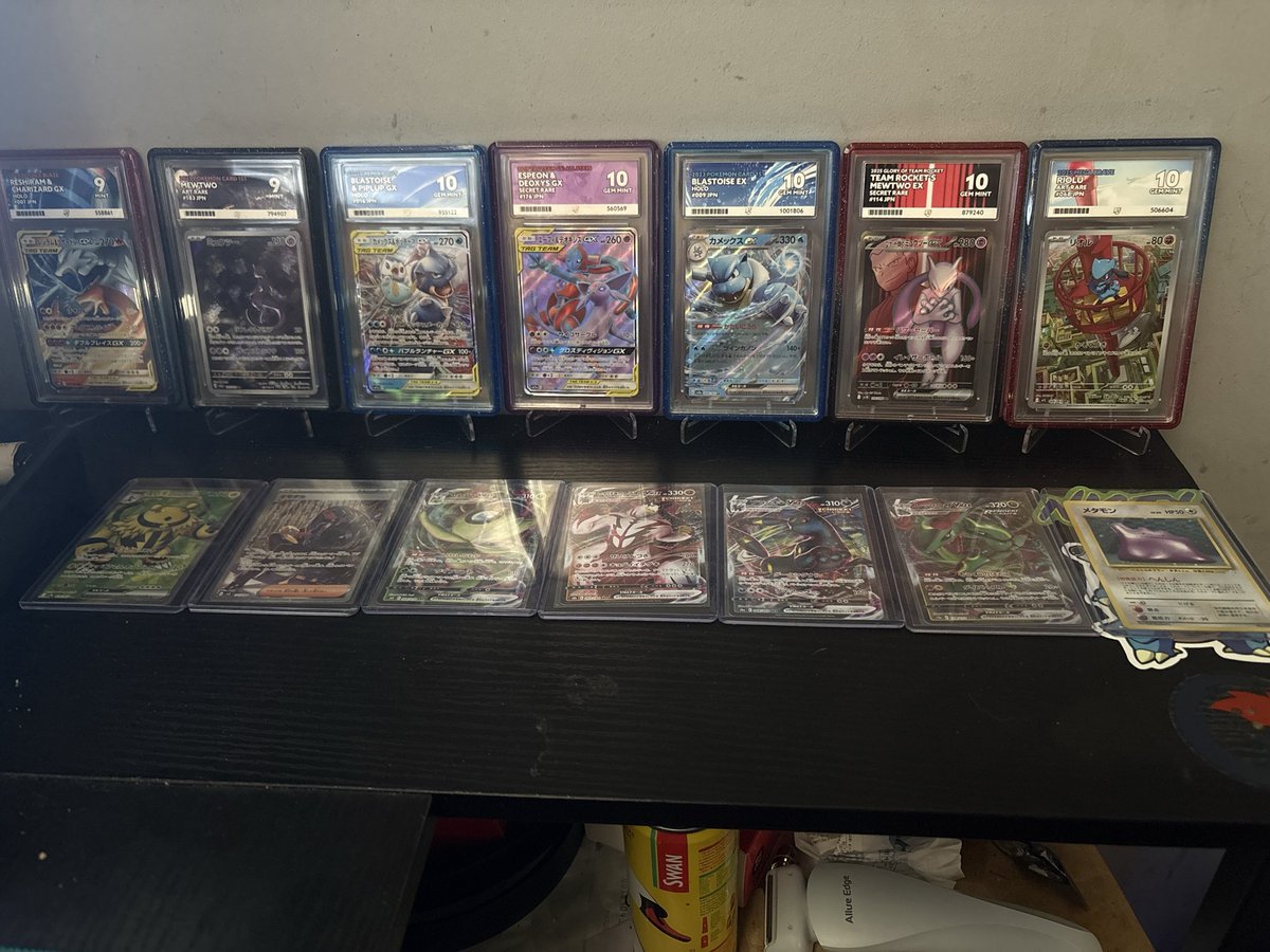 Whizum's tweet image. The collection is coming along nicely. 

Slab Guards By Elemental Guards! 

elementalguard.com

If you purchase Tell him I sent you!
 
#pokemon #TCG #collector