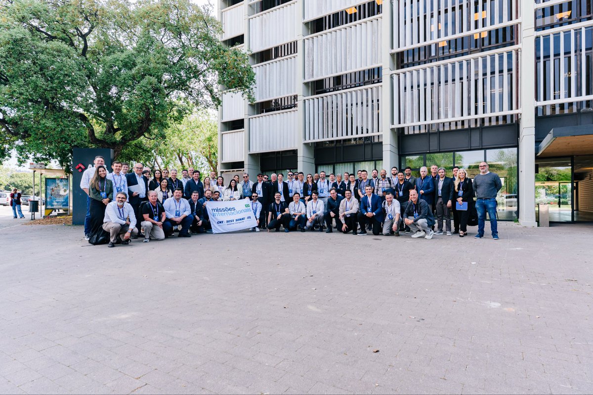 marangoni_fer's tweet photo. A missão foi organizada pela CNT, junto com o SEST SENAT e o ITL, reunindo lideranças e executivos do Brasil.
O foco foi gestão, inovação e eficiência no transporte. https://t.co/65F9Wv43PH
