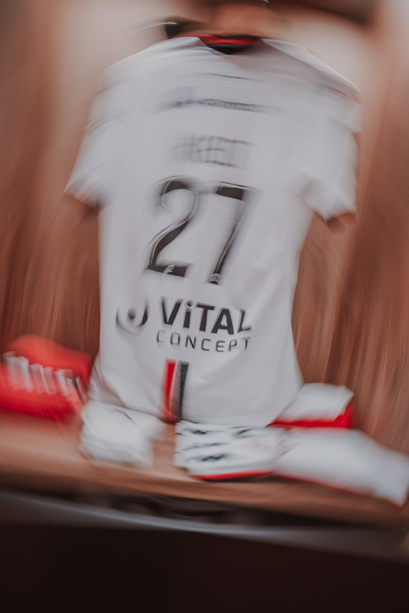 En Avant Guingamp tweet media