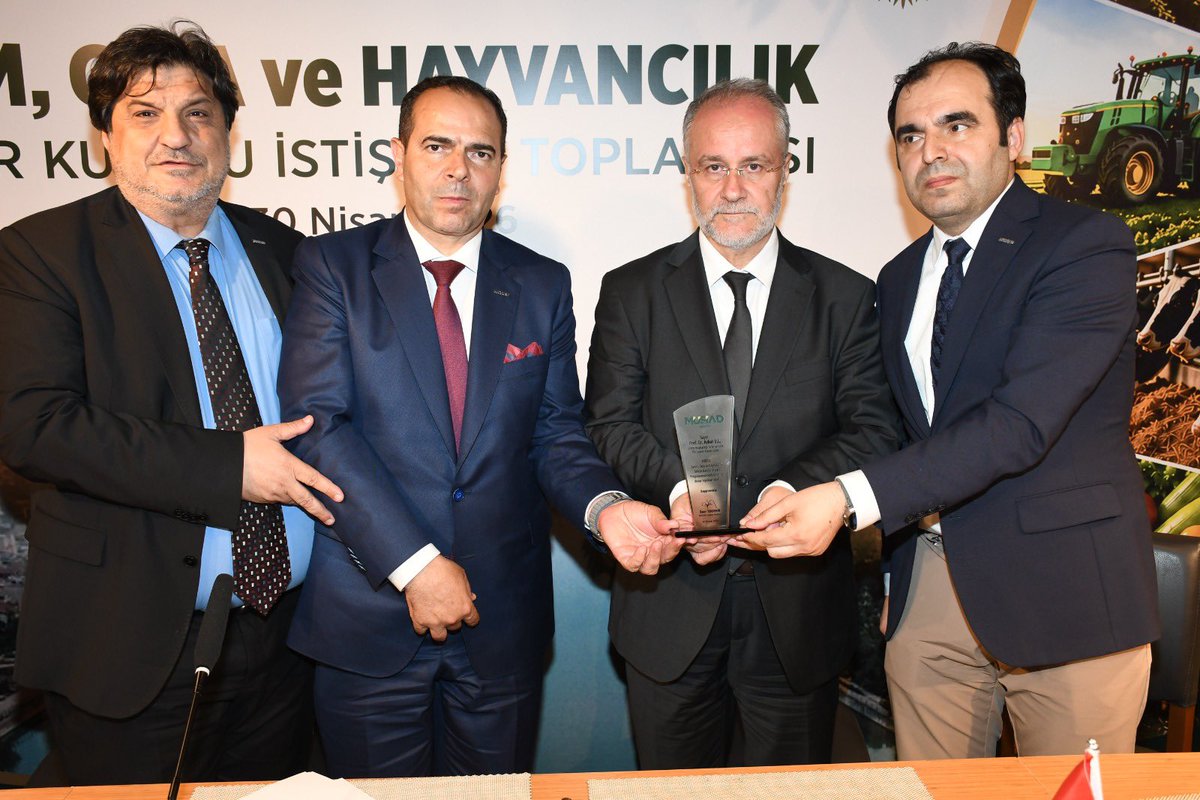 MUSIADAdana's tweet photo. MÜSİAD Adana Şubesi olarak, Tarım, Gıda ve Hayvancılık Sektör Kurulu İstişare Toplantımızı yoğun katılımla gerçekleştirdik.

Detaylı bilgi için lütfen linke tıklayınız; https://t.co/hwqfadmSjz https://t.co/0BwZUjYnNm