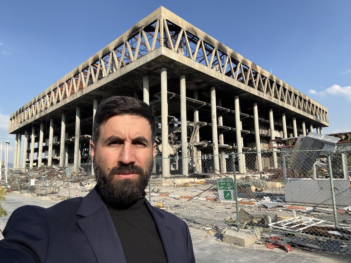 Christopher Helali tweet media