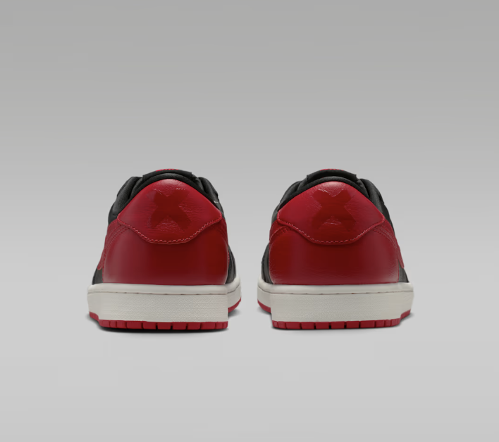 Heskicks tweet media