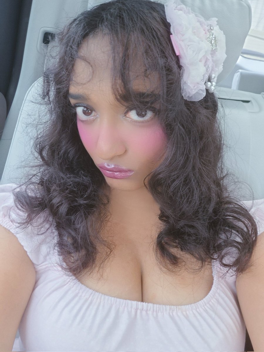 lianne1枚 𝓑lush𝓑lindness 🌸