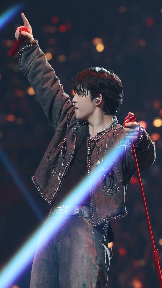vernonalways_u's tweet photo. 260425 CxM [DOUBLE UP] LIVE PARTY in KAOHSIUNG

𝑆.𝑐𝑜𝑢𝑝𝑠🍒

#SEVENTEEN #세븐틴
#SCOUPS #에스쿱스 #최승철  #エスクプス https://t.co/p0gauTwtYL