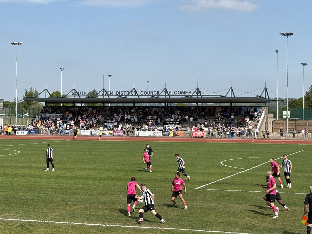 EmmaGroundGuide's tweet image. An amazing crowd of 1,616 were at The Meres as Grantham secured their return to step 4 at the fist attempt 

The play off final ends @granthamtownfc 2-0 @NewarkTownFC 

#nonleague #playoffs #groundhopping