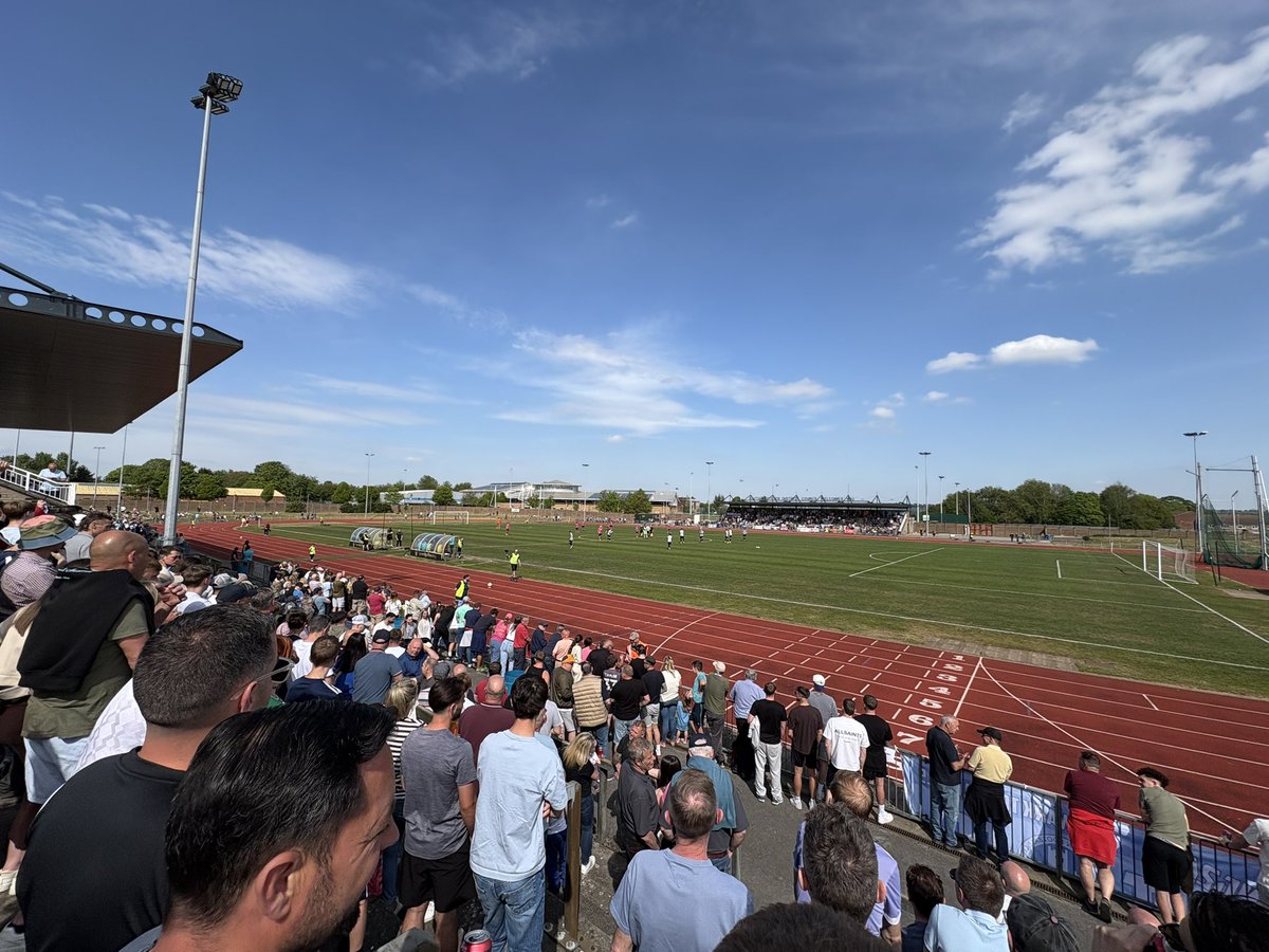 EmmaGroundGuide's tweet image. An amazing crowd of 1,616 were at The Meres as Grantham secured their return to step 4 at the fist attempt 

The play off final ends @granthamtownfc 2-0 @NewarkTownFC 

#nonleague #playoffs #groundhopping