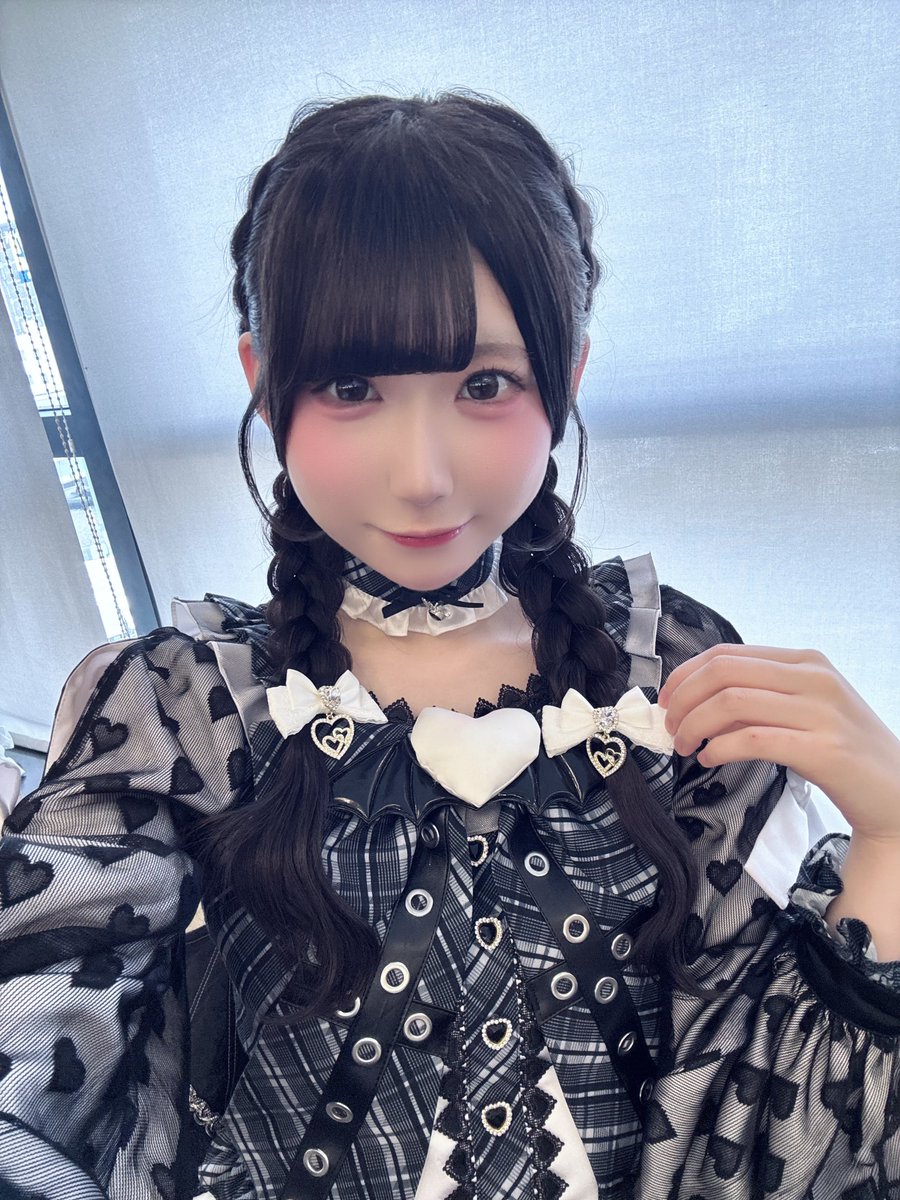 透明くりあ【iON!】 tweet media