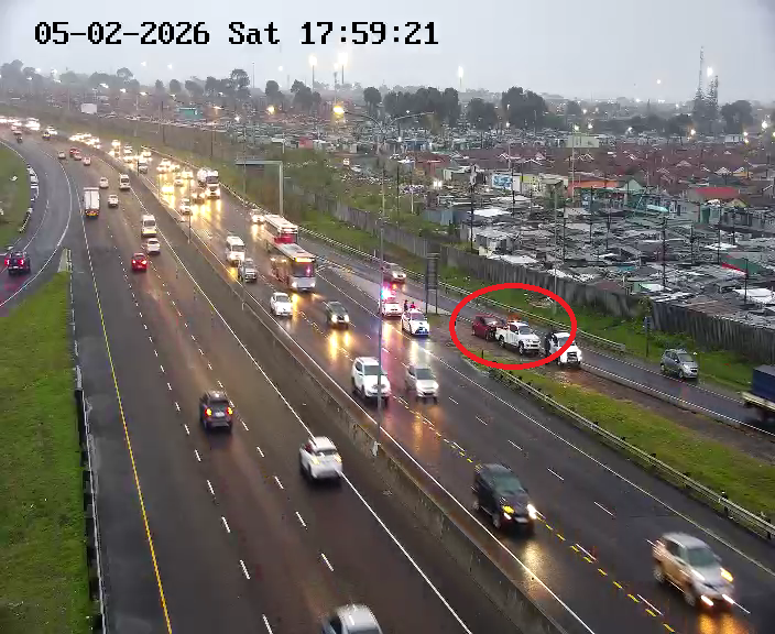 CapeTownFreeway's tweet image. Update, 26050200096: #Crash: N2 Inbound at Borcherds Quarry, All lanes open, No delays...#BeTheChange