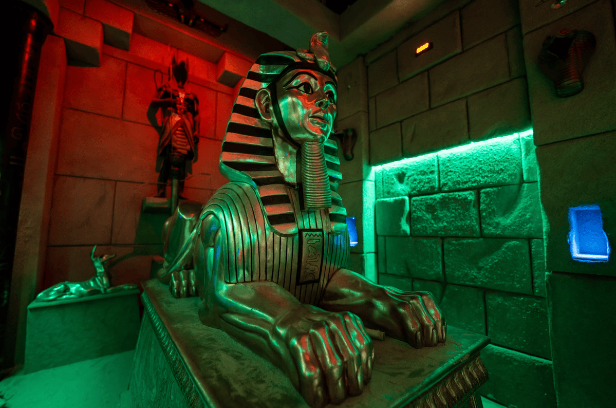 Grab the map, follow the clues, and step into a tomb filled with ancient secrets. 🏺

This is your expedition, find the treasure and escape before time runs out.

🧭 Book The Tomb: heyor.ca/g4lPZh