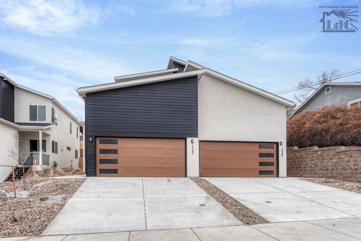 LaurenDCollier's tweet image. MODEL OPEN
Come see us at 135 Terrace Drive today from 12pm-3pm!
livedreamcolorado.com/todays-terrace…
#OpenHouse #ColoradoSprings #Westside #Mountains #Creekwalk