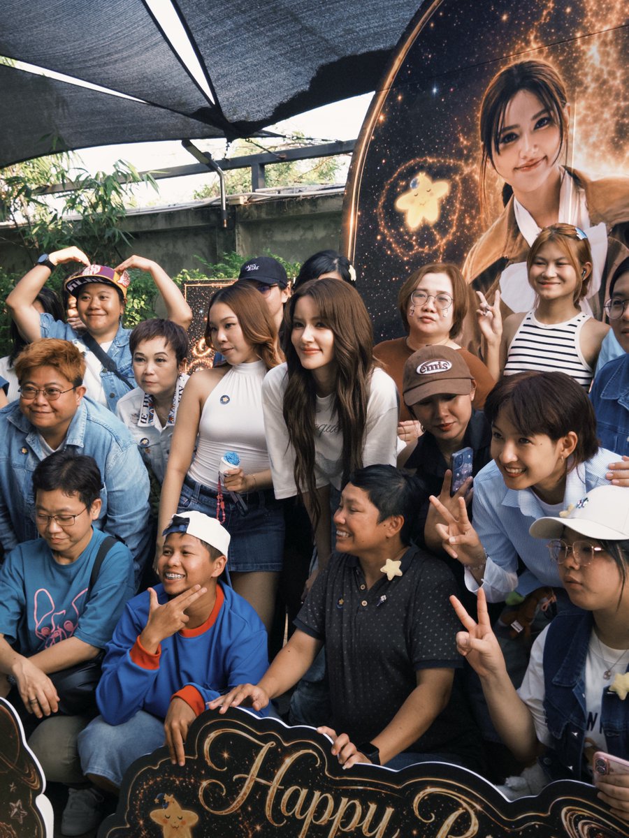 TooonngT62748's tweet photo. ดีใจที่ได้เจอคนน่ารักๆ แบบนี้☺️

#IceAmena 
#StarBloom https://t.co/ga0JUj76Ks