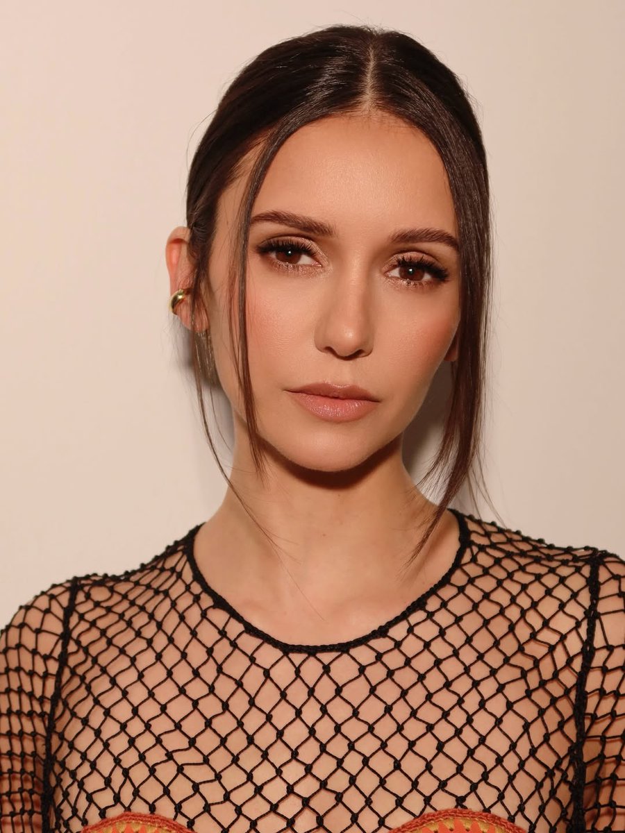 Nina Dobrev