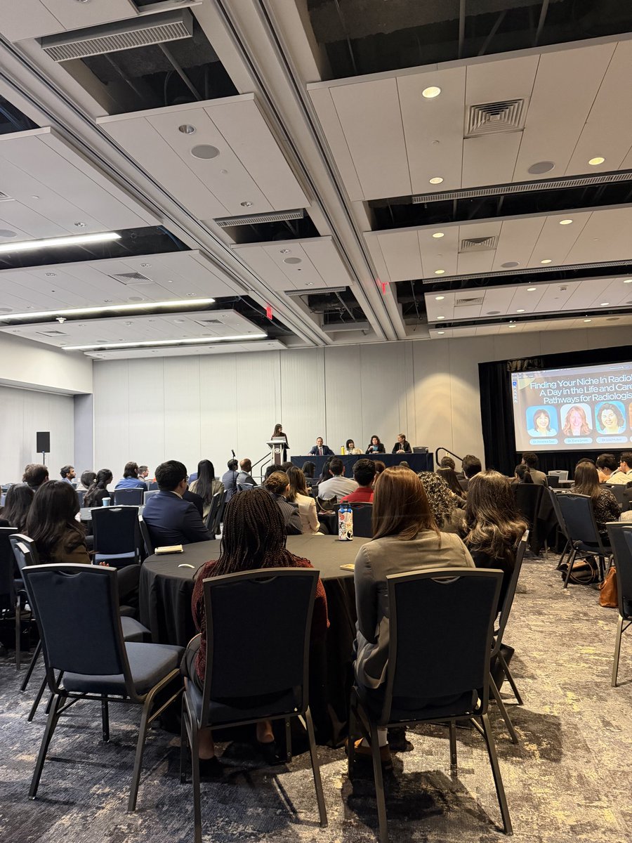 RadiologyACR's tweet photo. Considerations for #MedStudents as you find your niche in radiology:
1. What makes you happy?
2. Consider geography & go where you need to be.
Thanks to all panelists and #ACRMSS for attending this dynamic session! #ACR2026 https://t.co/hoTx5H0mb2