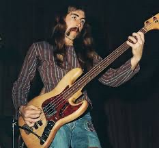 scassely's tweet photo. @rocknrollofall Raymond Berry Oakley https://t.co/SmCteKpywh