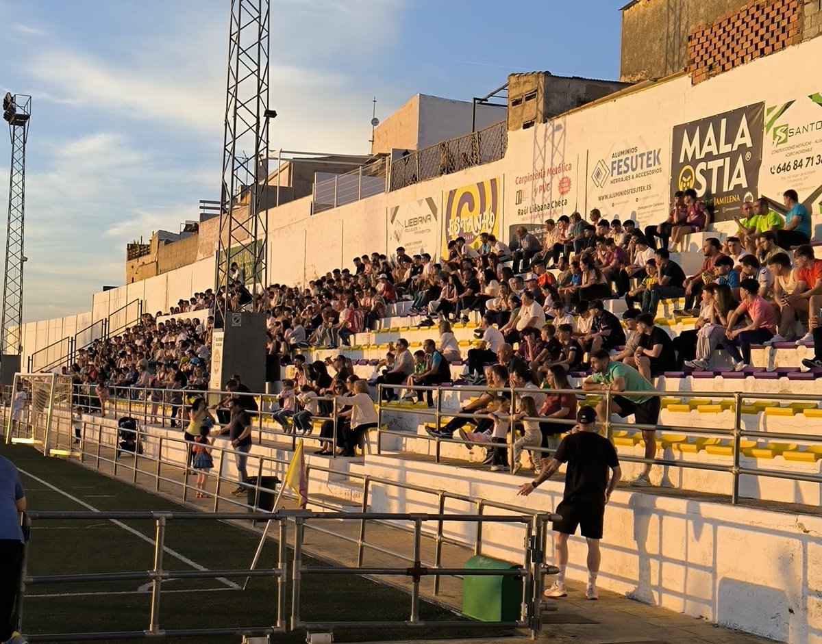 Atlético Jamilena 💜💛 tweet media