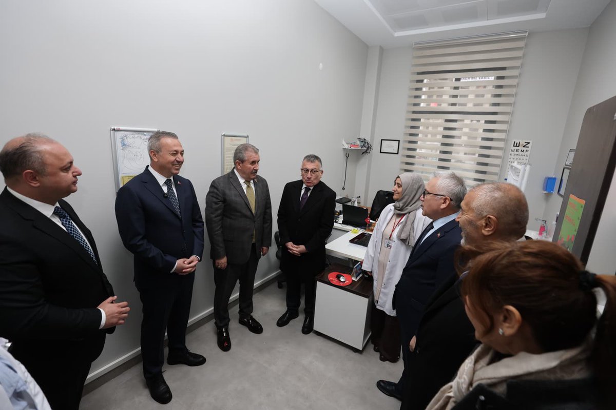 Desticikurumsal's tweet photo. Genel Başkanımız Sayın @Mustafa_Destici, Sivas’ta, değerli iş adamı Adem Ceylan tarafından annesi Fatma Ceylan adına yaptırılan, “Aile Sağlığı Merkezi”nin açılış programına katıldı. Vatandaşlarımıza sunulan birinci basamak sağlık hizmetlerine katkı sağlayacak bu merkezin hayırlı olmasını temenni ediyor, emeği geçenlere teşekkür ediyoruz.