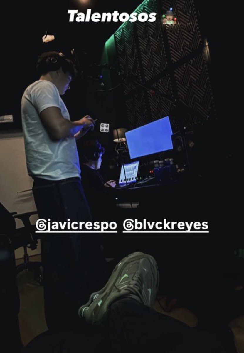 el brazo de crespo 😳 (que vale por dos) aparece en la publicación de tonimendexx en Instagram