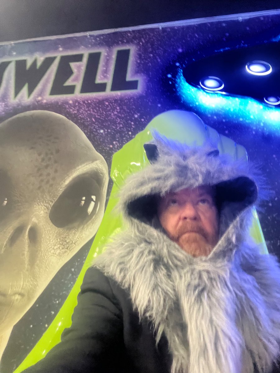 RoswellWerewolf's tweet photo. Oh God, no! The horror! My plane ✈️ returning from Las Vegas @TheBitcoinConf was held up on the tarmac … 

The full moon 🌕 began shining through airplane window and I… I… 

Oh, the horror ..: Those poor, poor people … 

WHYYYYYY?!?

WHY did I have to be assigned a window seat ?!?

https://t.co/g55i9BR69t