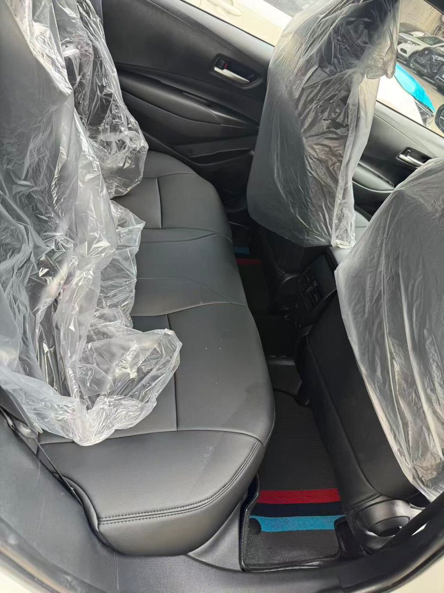 nanacgi's tweet photo. 🚗 2022 Toyota Corolla 

Clean, fresh import  like new 🔥
• 1.2 Turbo (fuel efficient) ⛽
• Automatic transmission
• Very clean interior (still wrapped)
• Smooth drive
• Reverse camera
• Touchscreen display
• Bluetooth / CarPlay
• Alloy wheels

Ghs150k (includes shipping) https://t.co/zN4X59ZfMW