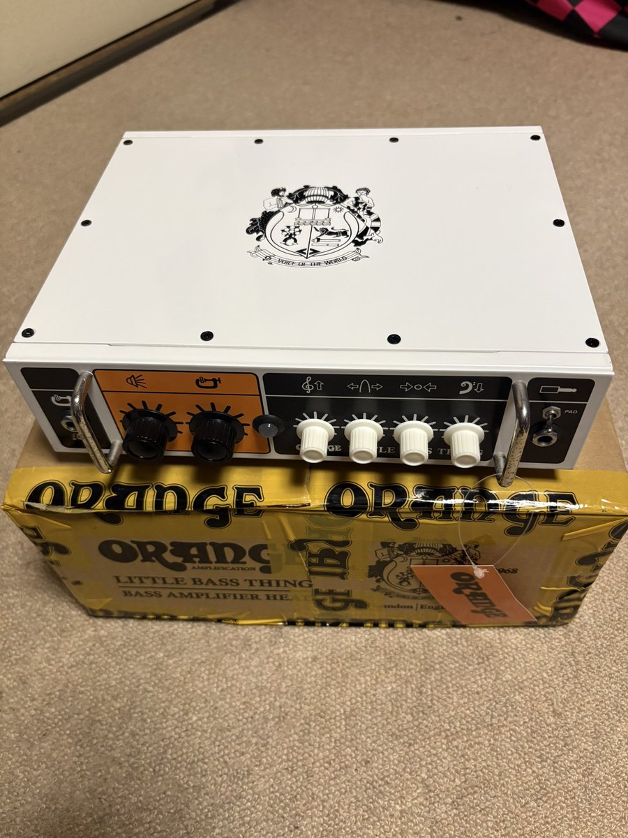 manavy78's tweet photo. ライブ終わって帰宅したら届いていたヤツ…

惜しい🤣 https://t.co/9EuK1MLKh0