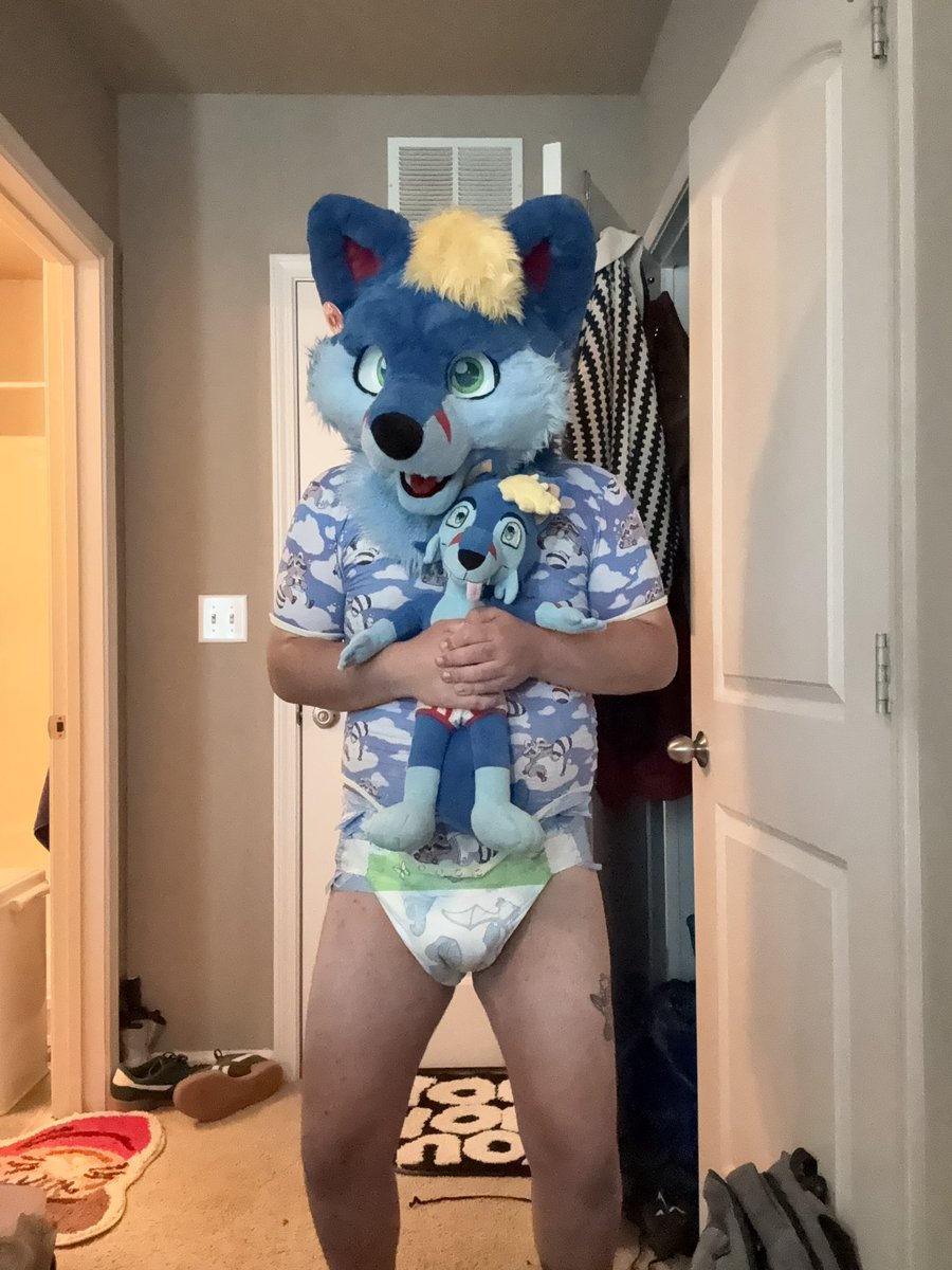 Fade_FolfAD's tweet photo. Dog activities :3
#Diaperfur #Diaperboy #ABDL #babyfur https://t.co/8N0gx6yd9T
