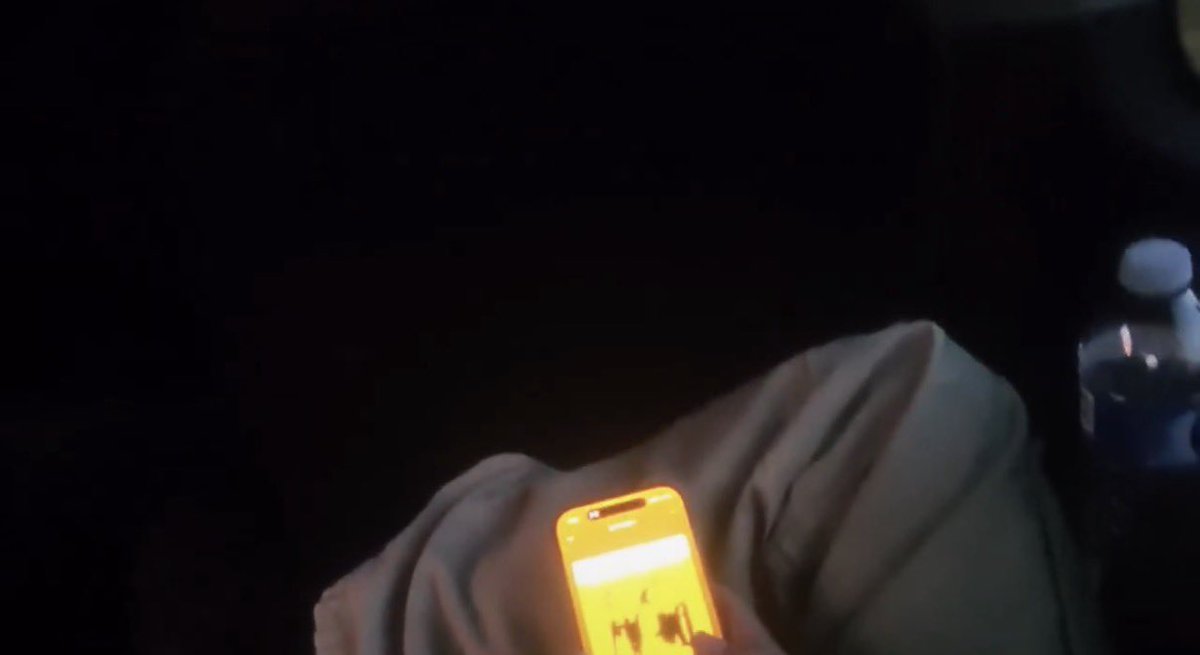 길막하지마 tweet media