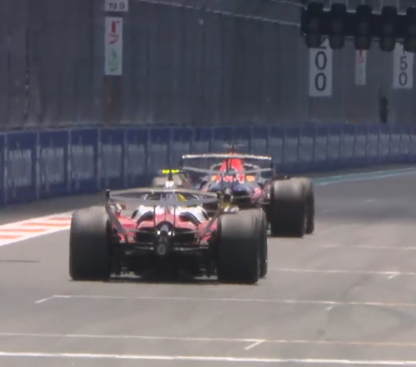 Estagiário da F1 tweet media