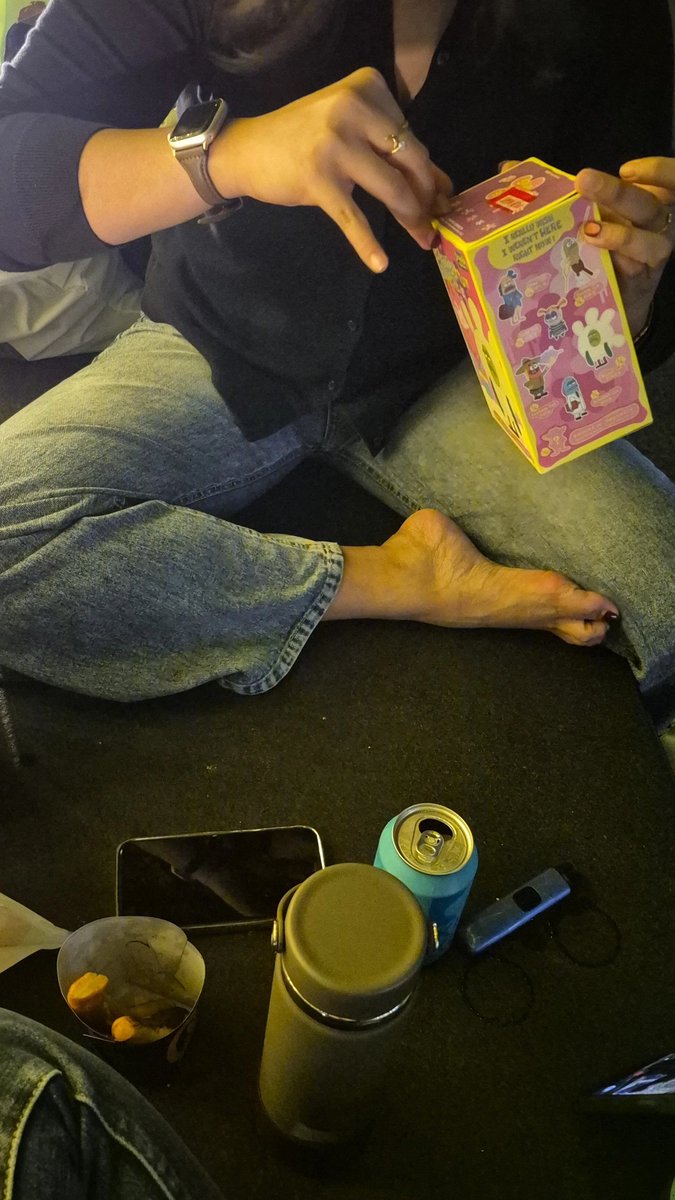99's girl tweet media
