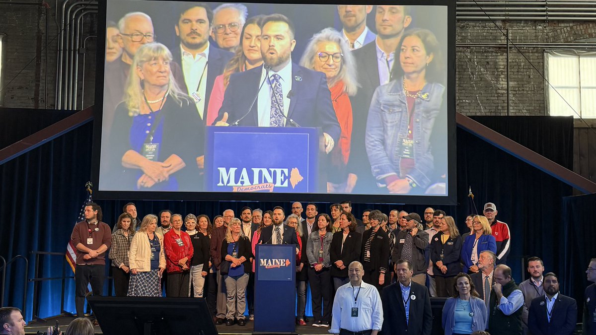 BenKail's tweet image. On top of coffee, juice, soda &amp;amp; cocktails, the twin bars at the @MaineDems convention in Portland features signature drinks including the Berry Blue Ballot, Republican Tears &amp;amp; the Chellie Pingreen @chelliepingree #MEPolitics