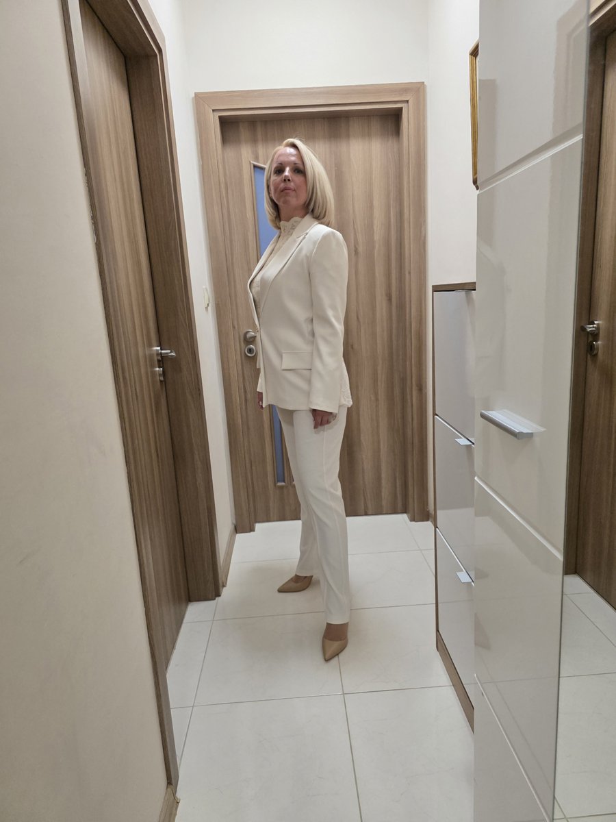 Sophia Proneikos tweet media