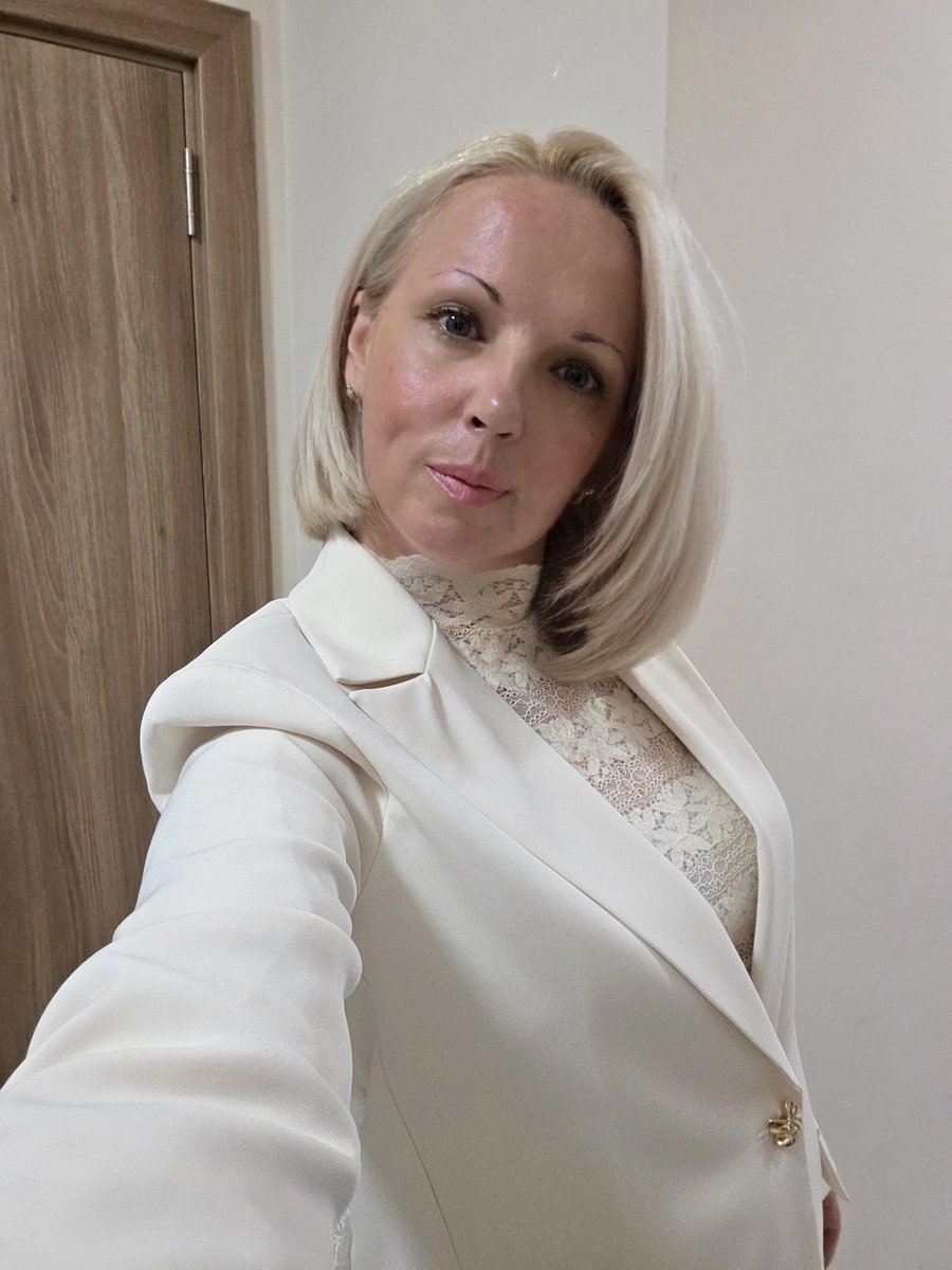 Sophia Proneikos tweet media