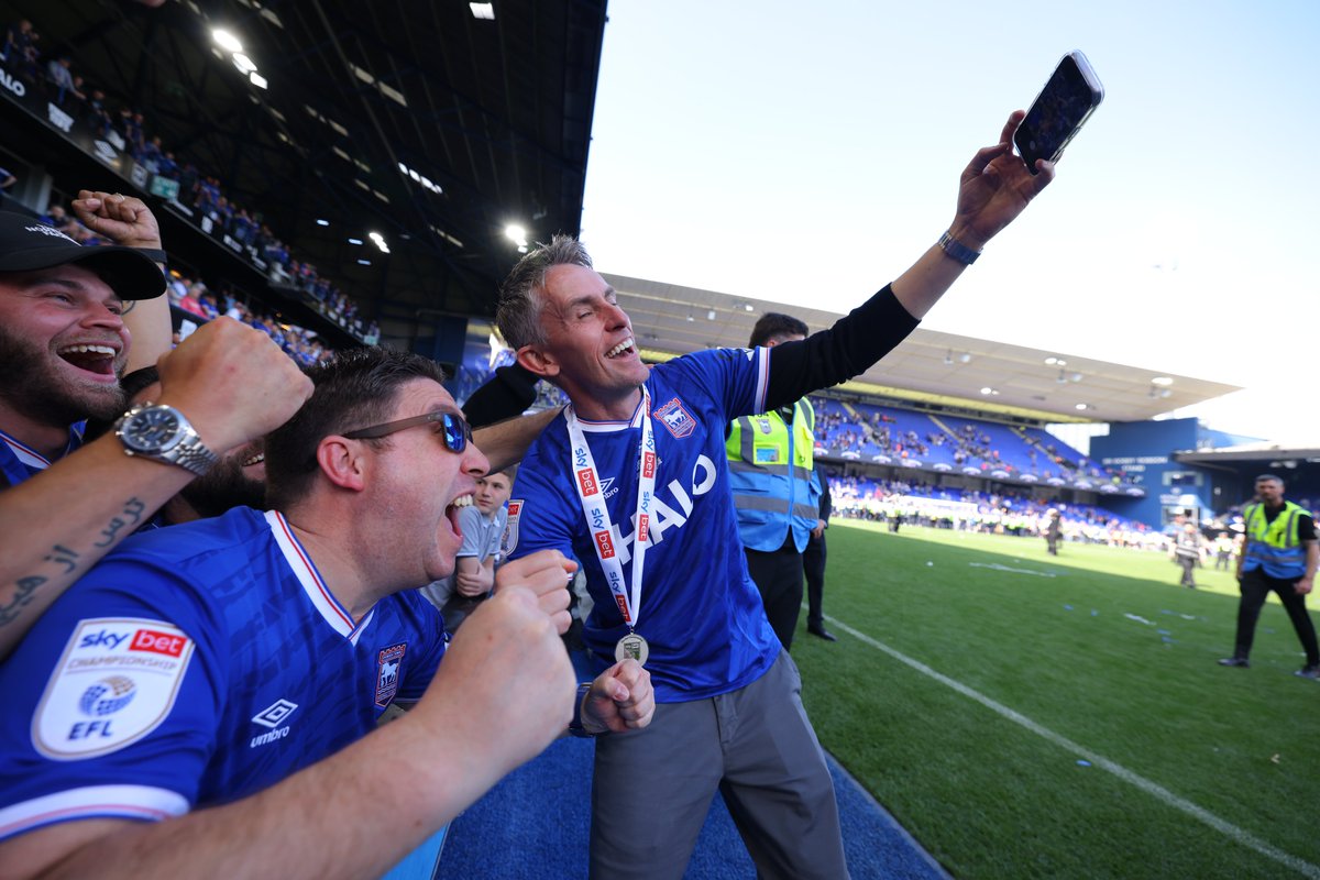 Ipswich Town tweet media