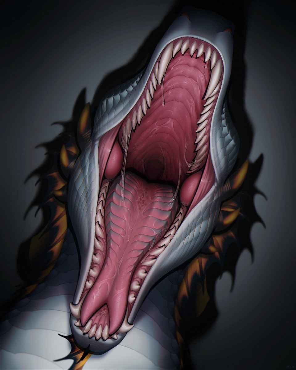 It seems that he saw something very tasty on the other side of the screen ~
#mawshot #vore