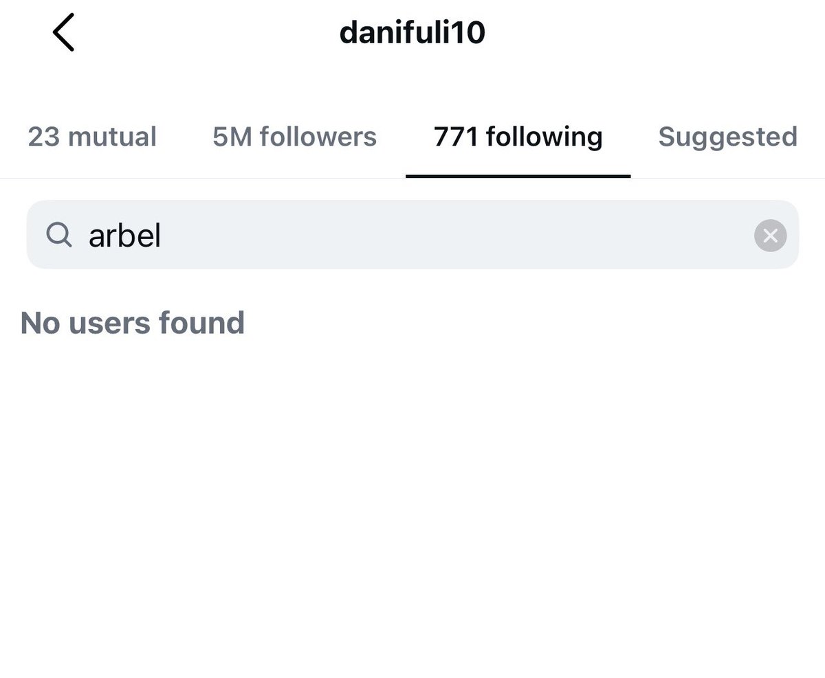 D.M tweet media