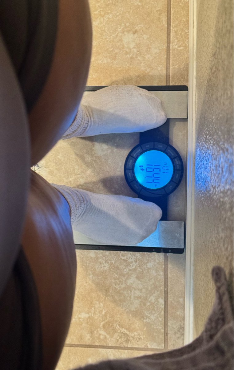 musclebob buffpants tweet media