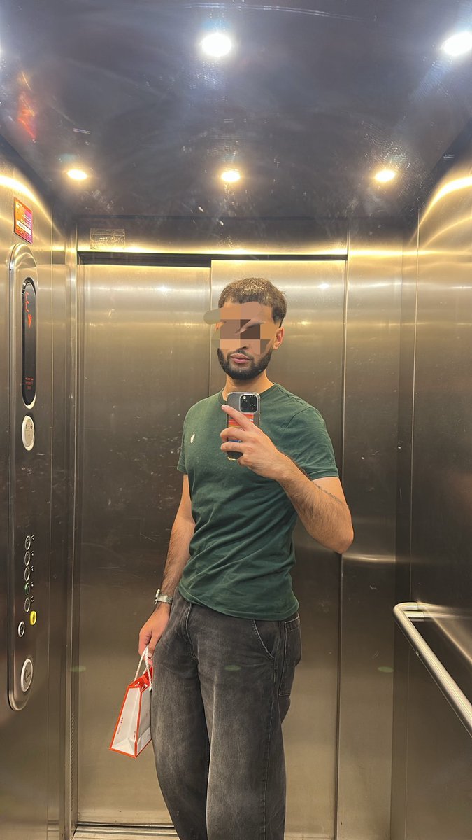 777bld's tweet image. #fleet #ootd ##