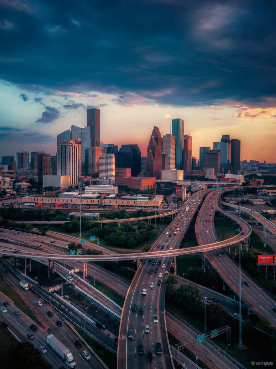 Houston tweet media