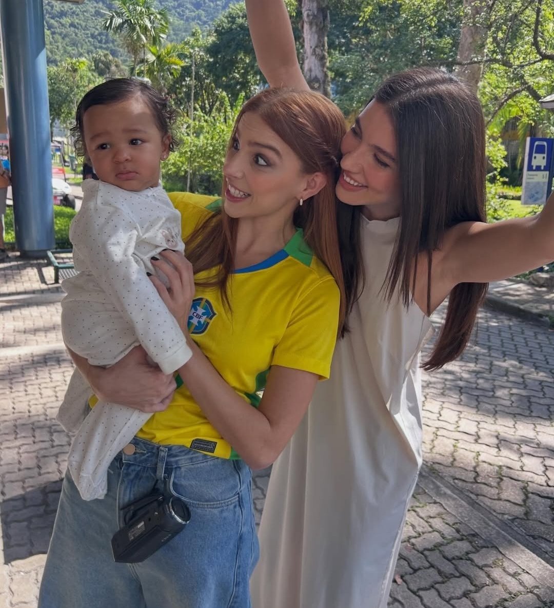 gabi tweet media