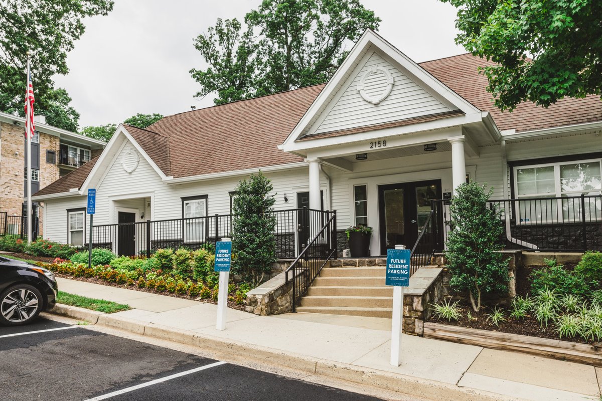 AlisterFalls's tweet photo. ✨ Welcome to Alister Falls Church – If you’re looking for a place to relax, entertain, and truly enjoy where you live, you’re going to love what our community has to offer. From inviting spaces to lifestyle-focused amenities, everything here is designed with you in mind.

📅... https://t.co/gdTZBBhwZ0