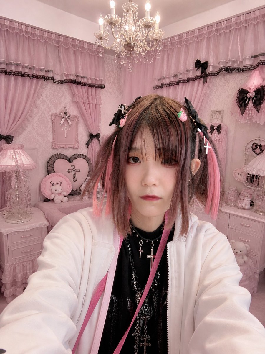✝︎Kira✞【夜ふかしシロップ】┊︎𝐞𝐬𝐩𝐨𝐢𝐫🩷🍫 tweet media