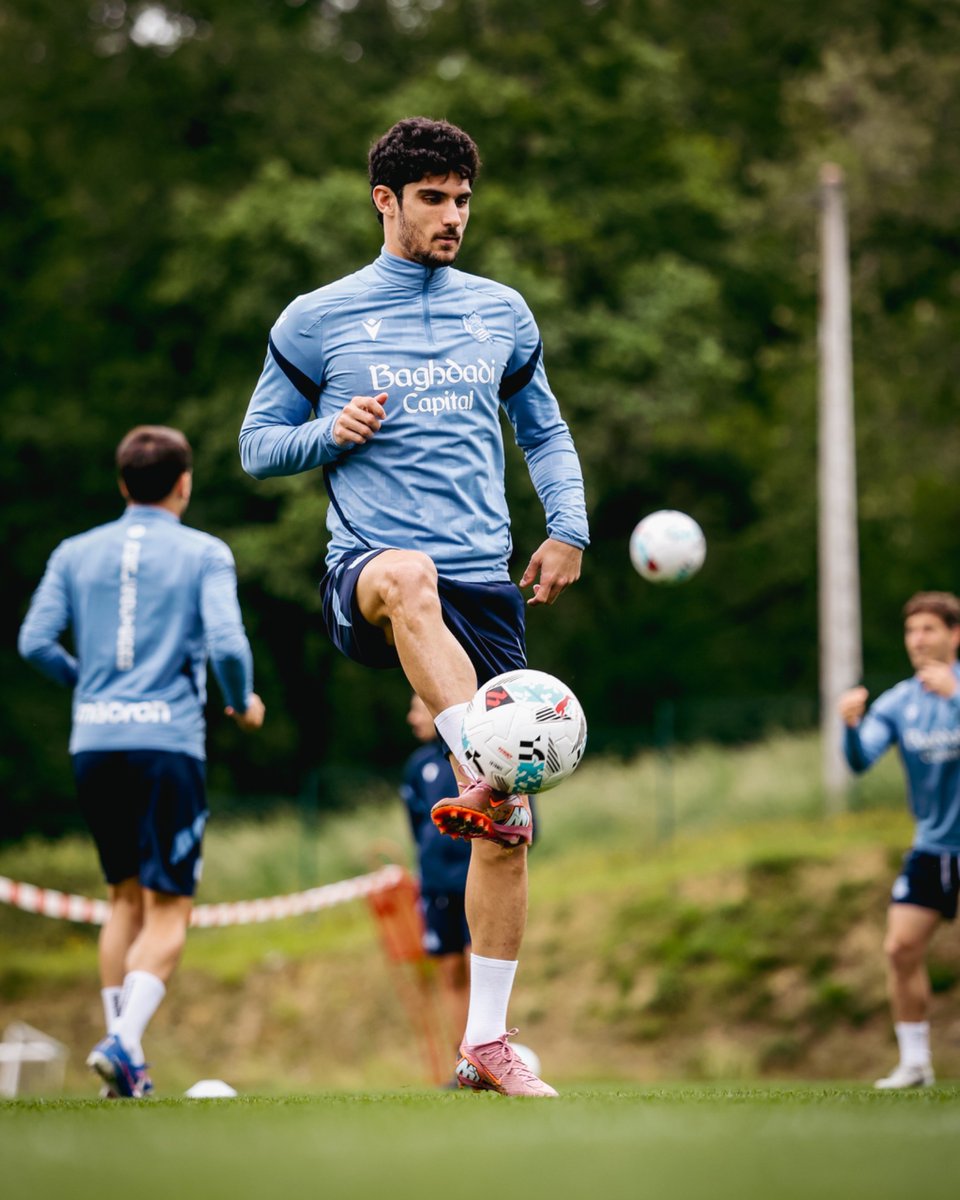 Real Sociedad 🇺🇸 🇬🇧 tweet media