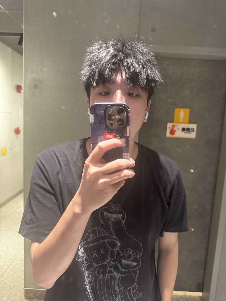 Ghhhh4567's tweet photo. 唉 https://t.co/Fnt4B5PhOz