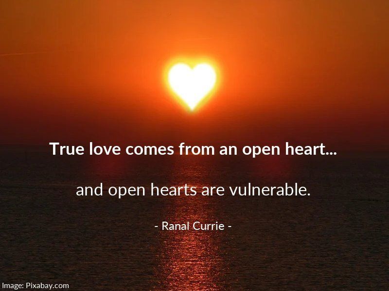 Ranal55's tweet image. True love comes from an open heart... and open hearts are vulnerable.
 
#quote #quotesmith55 #love #vulnerability #SaturdaySunshine