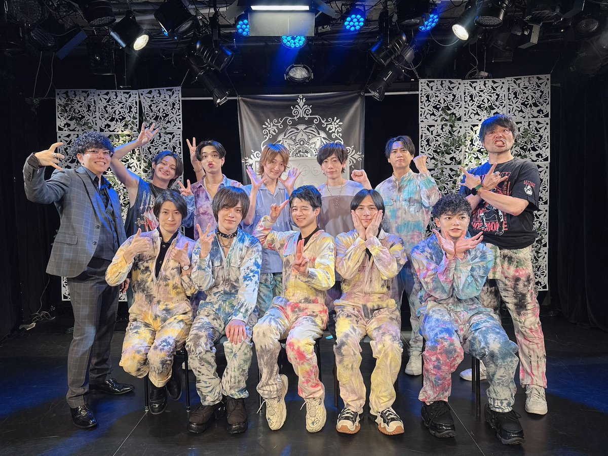 ENDesPRODUCE's tweet photo. #リベルテ vol.34
本日は、 #ナンバーズエヴァジオン 開催でした！
シリアスの中に力強さとほっこりやフッと笑える瞬間。
メンズのみのナンバーズならではの時間だったのではないでしょうか😌

マチネは、生死の狭間からの生還を賭けた戦いで参加者の勝利👑
ソワレは、監獄でのファントームの勝利👑

VIPの皆さま、お楽しみいただけましたか？

明日もナンバーズエヴァジオン開催いたします。

ご来場お待ちしております…🎮
