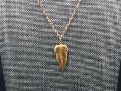 deepingcreative's tweet photo. Hurry! Limited stock available. Simple Brass Nature Leaf Teardrop Pendant Gold Oval Chain Necklace Handmade, exclusively priced at $15.00. Don't miss out!
 https://t.co/ypICp6MNu6
#Jewelry #Handmade #Necklace #BrassJewelry #LeafDesign #GoldChain #FashionAccessories #LimitedStock https://t.co/hDnPoGJIPv